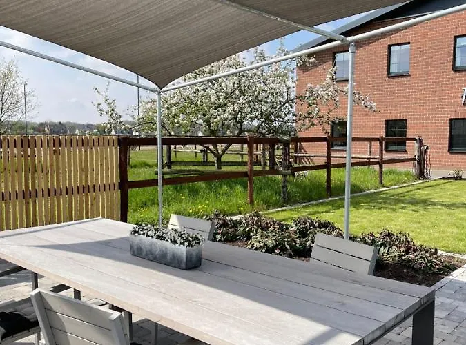 Huesske 1 Κρέφελντ